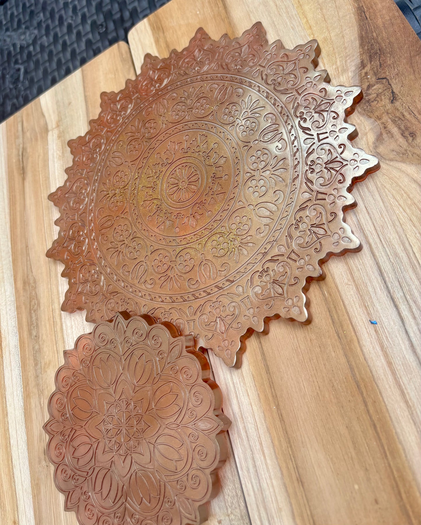 Ensemble plateau et dessous de verre mandala marron