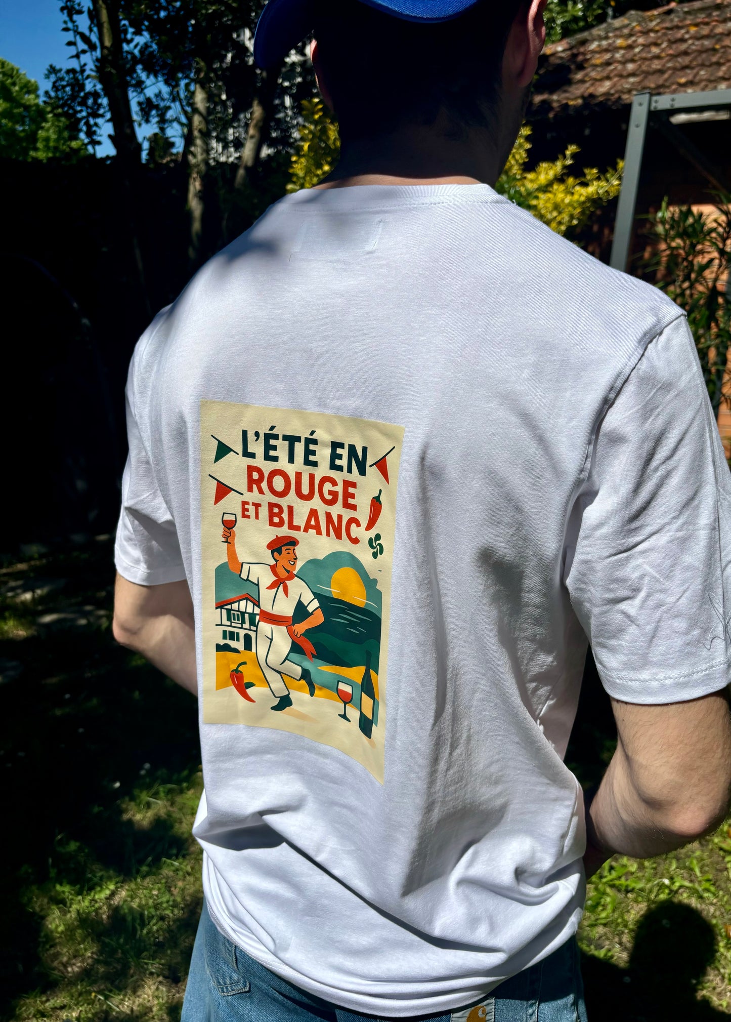 Tee-shirt « L’été en rouge et blanc »