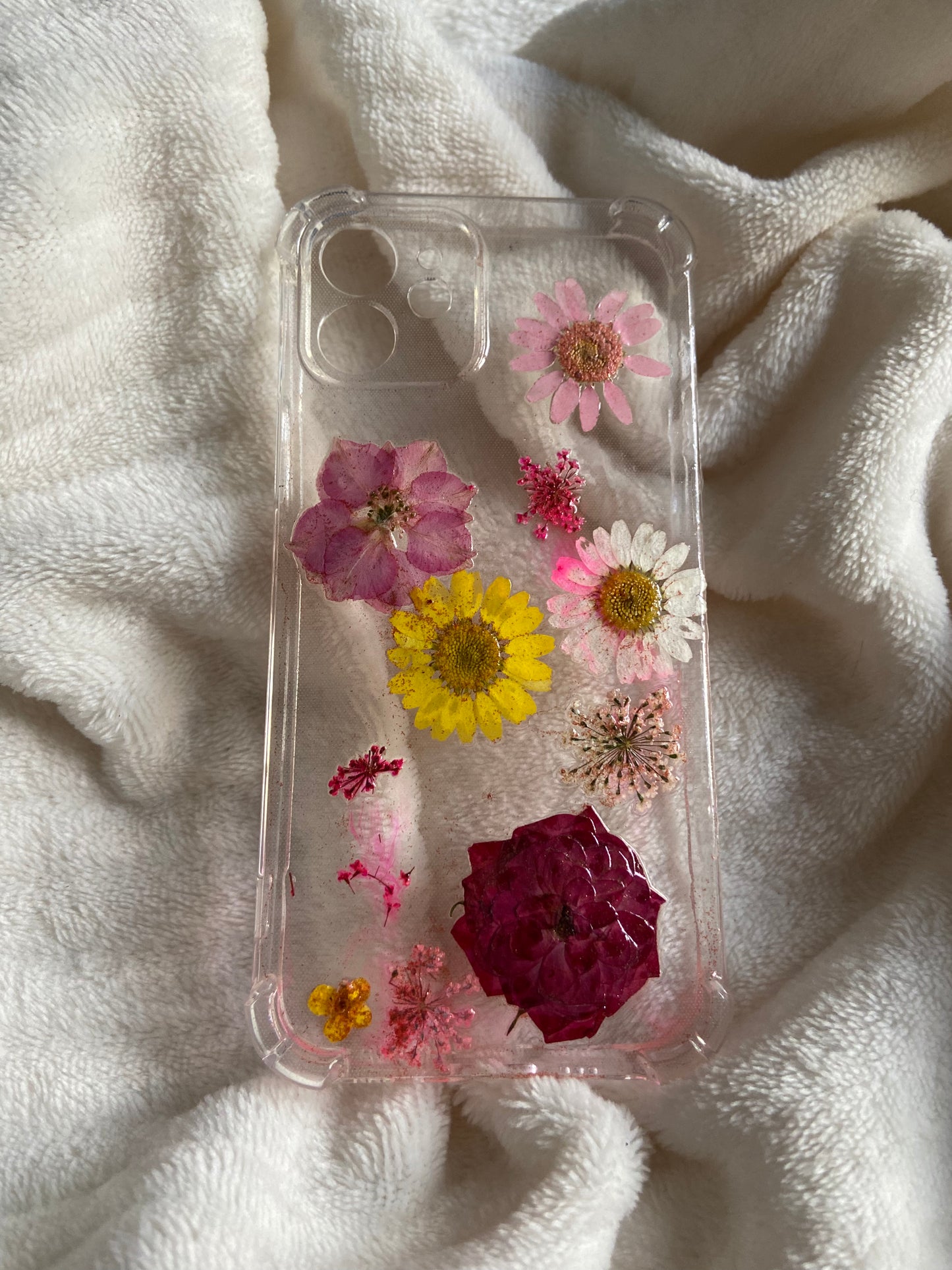 Fushia/ Coque de téléphone fleurs séchés rose et jaunes